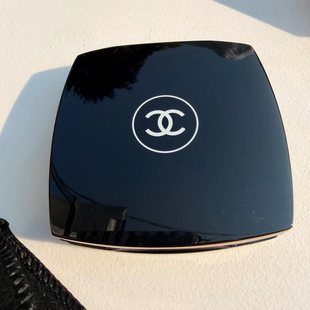 Chanel Poudre Pure Luxury Powder Compact Refillable Light 0.35oz 10g